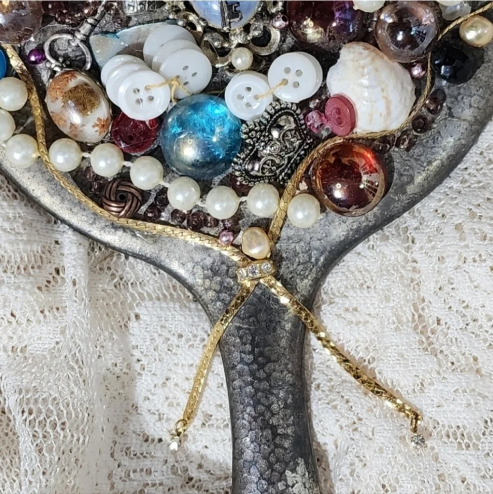 UpcycledMirror Antique One of a Kind Jewelry And Beads Button Detail Red - Picture 5 of 12